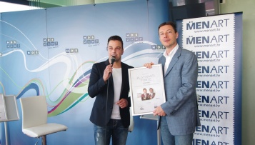 HDS ZAMP Ivanu Zaku dodijelio priznanje Platinasti Forte za album Bolja od najbolje