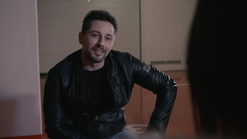 Sebastian Popović u novoj pjesmi „Normalno“ govori o sretnoj ljubavi