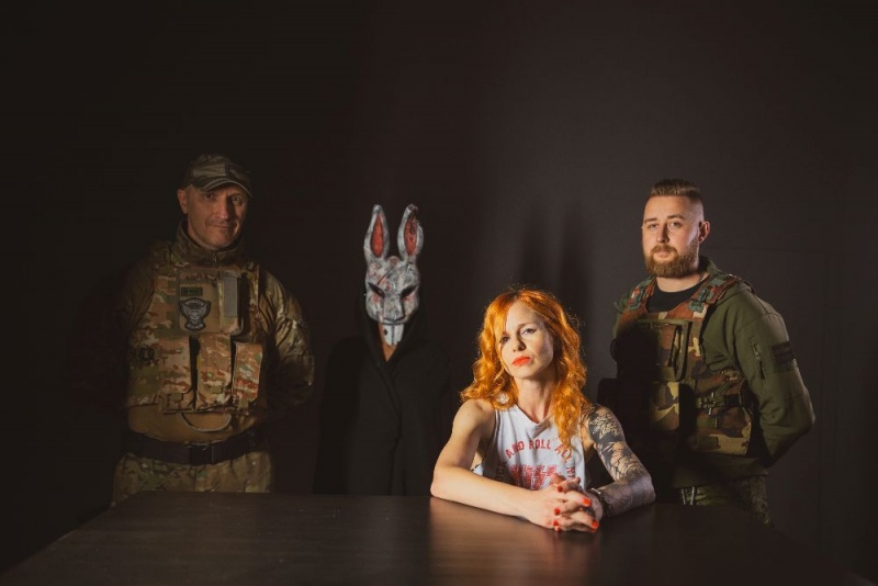 NOVO U MENARTU!  BAD RED BUNNY – predvođeni vokalisticom Ines Mlinarić - ReD, predstavljaju novi, intrigantni spot i singl „The End!