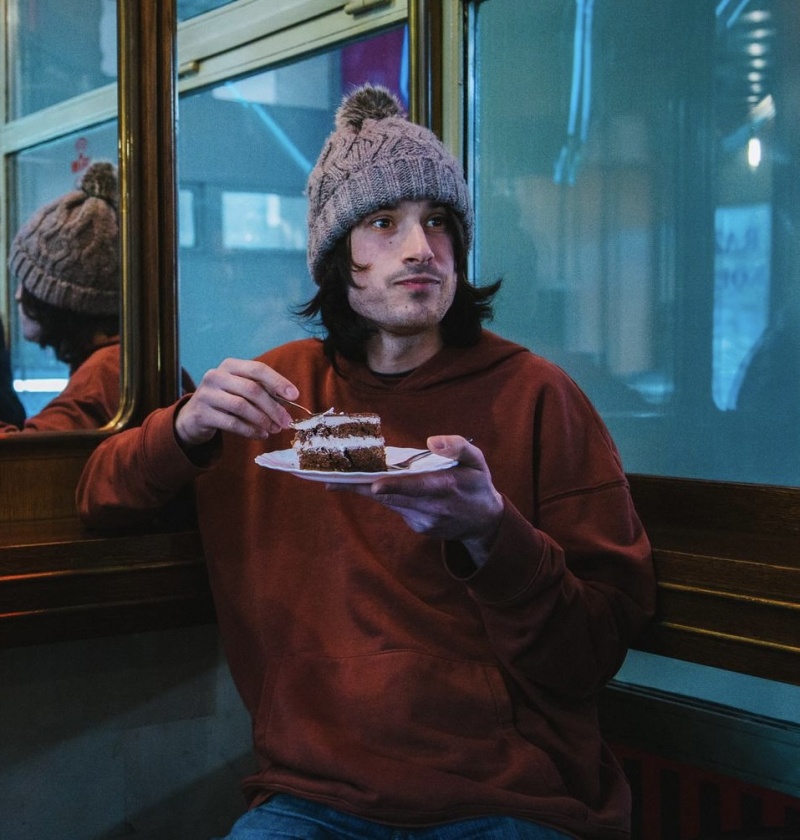 Miki Solus ima novi singl "Glazbene nagrade"