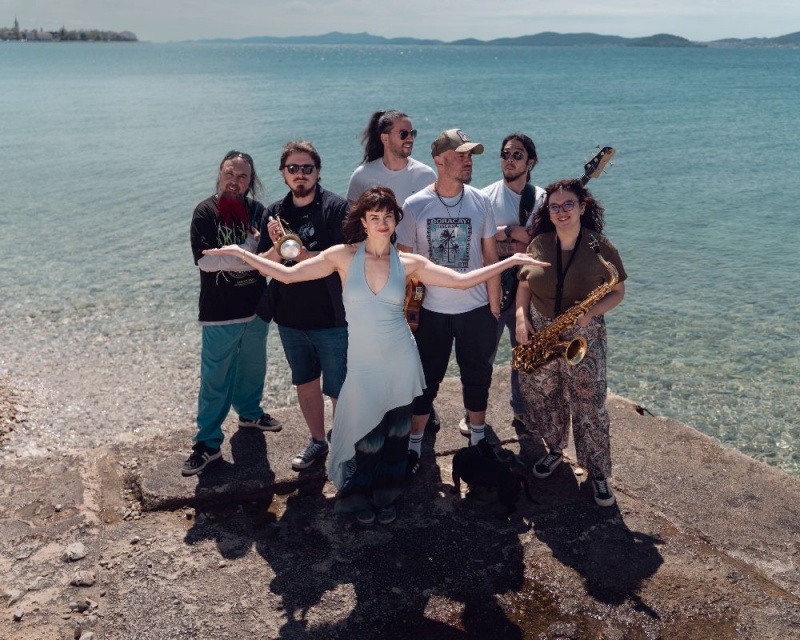 NOVO U MENARTU! Tko se krije iza imena Fameja i kako su bez promocije došli do desetaka tisuća pregleda?