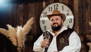 Apsolutna pobjeda na Zlatnim žicama Slavonije  Jacques Houdek: „KRENI, PJESMO, OPET KROZ SOKAKE!“
